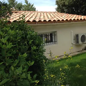 Avec Exterieur , Eyragues France